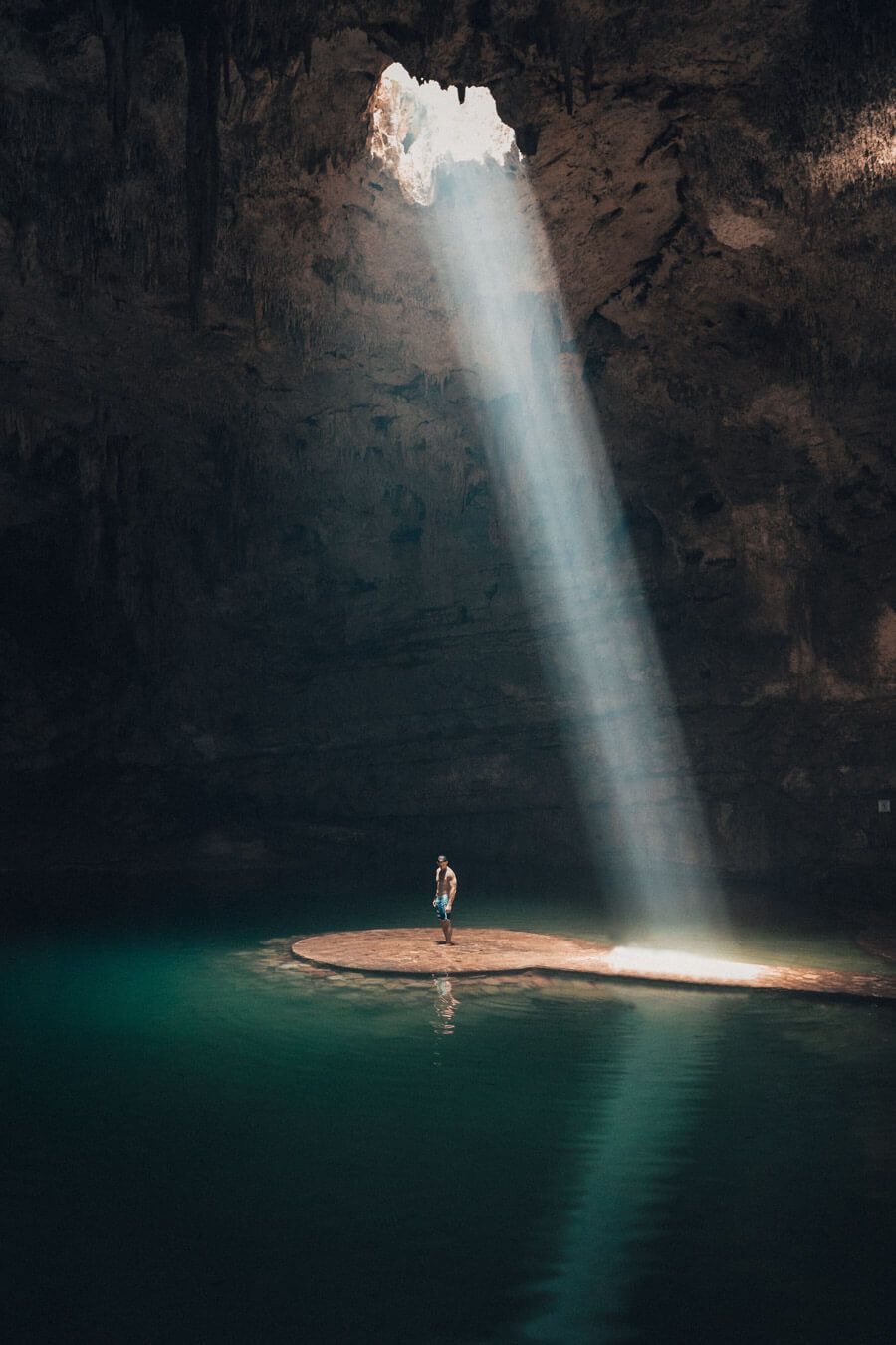 Sap Sap turning a cenote photo into an animated Spanish vocabulary lesson